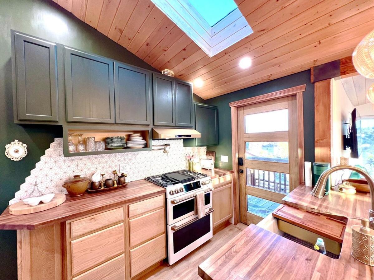 The Perch- Hilltop Bungalow, Eagle Rock-near Dtla Holiday home Los Angeles
