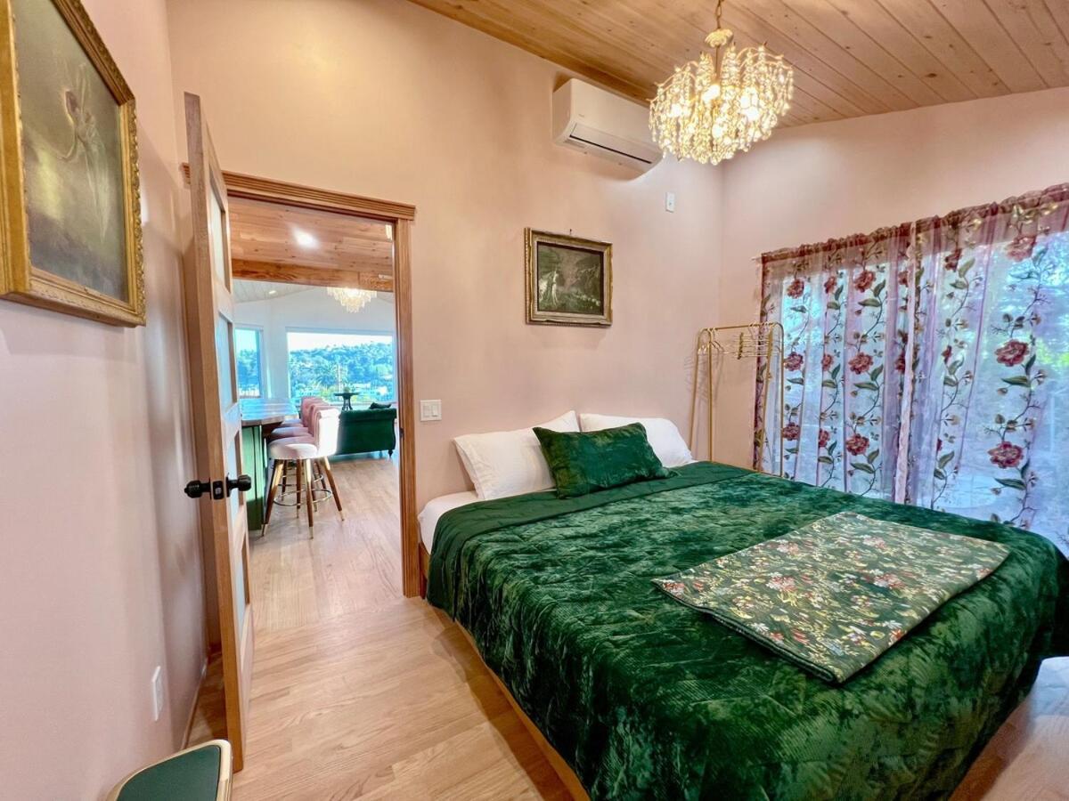 The Perch- Hilltop Bungalow, Eagle Rock-near Dtla Holiday home