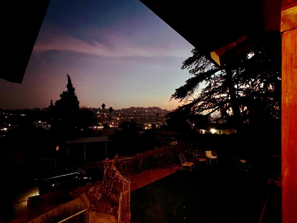 Casa de férias The Perch- Hilltop Bungalow, Eagle Rock-near Dtla Los Angeles
