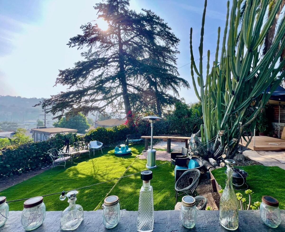 Casa de férias The Perch- Hilltop Bungalow, Eagle Rock-near Dtla Los Angeles